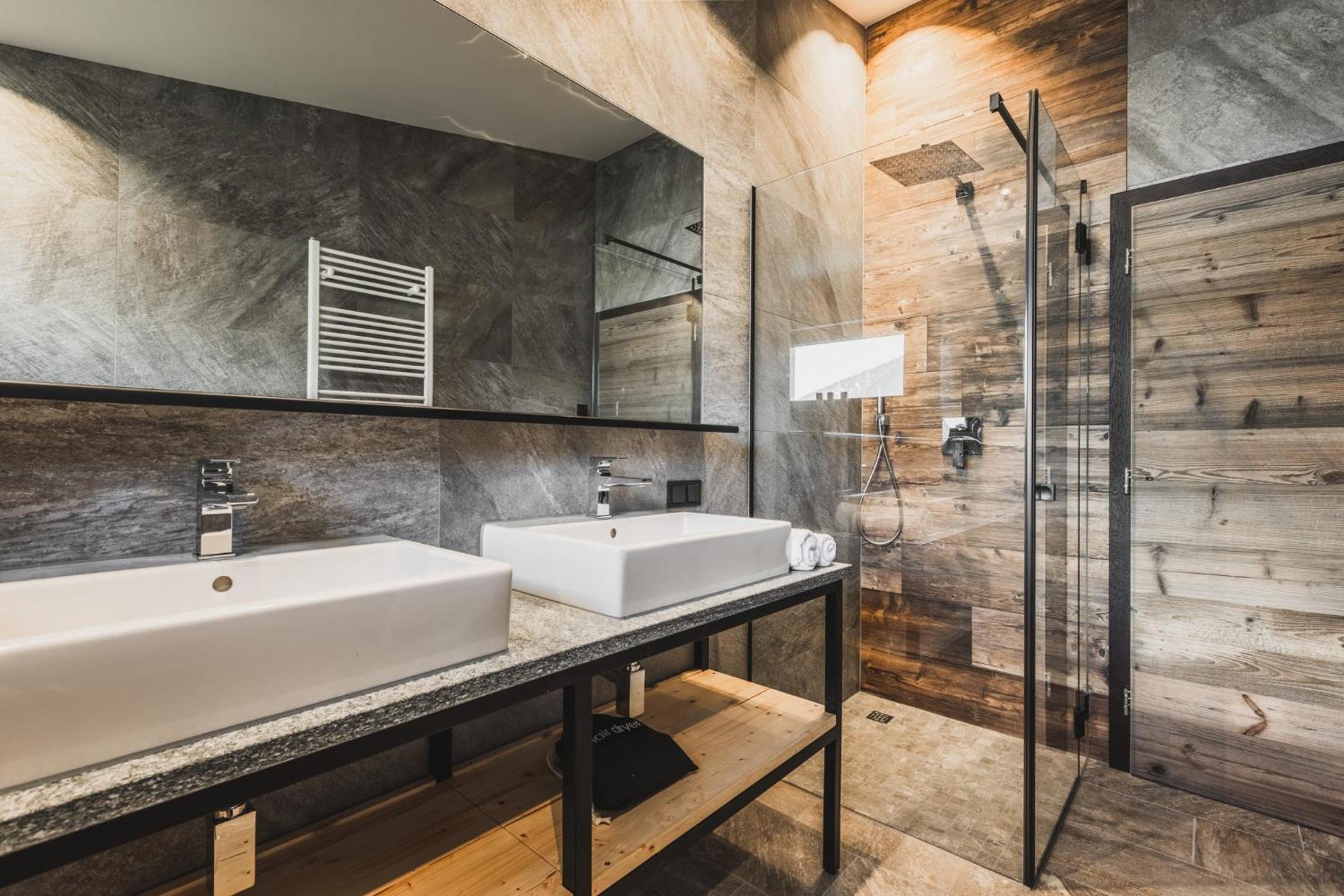 Wilderer Chalets 2-4 Personen 洛伊塔施 外观 照片